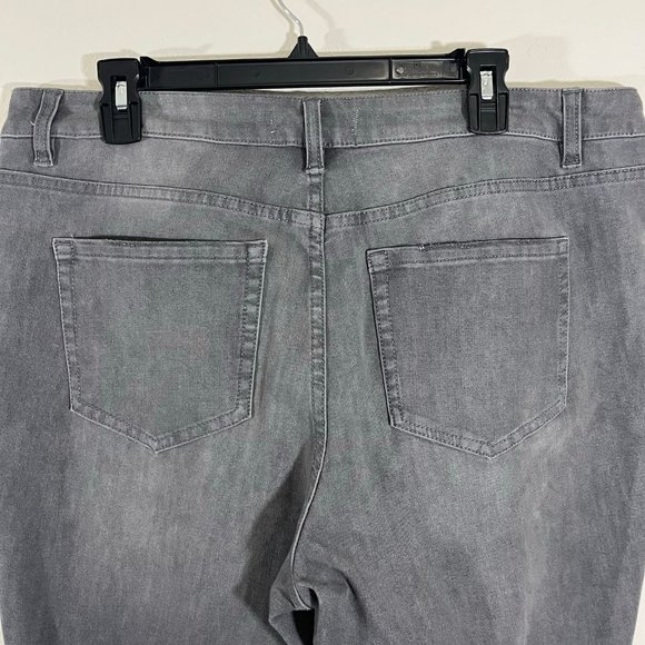NWOT Lane Bryant Bundle of 2 Jeans Size 18 Light Black Skinny Jeans Cropped Jean - Picture 15 of 15
